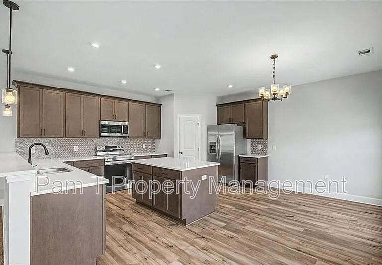 203 Alyssa Ave — Photo 11
