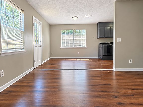 4th image of 3721 Valleydale Rd NW
