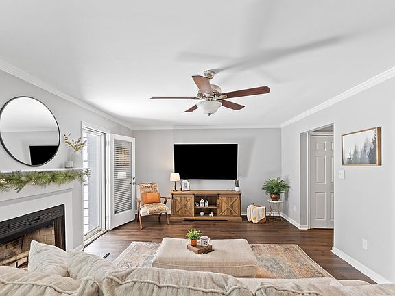 5th image of 2659 Broad Oaks Pl