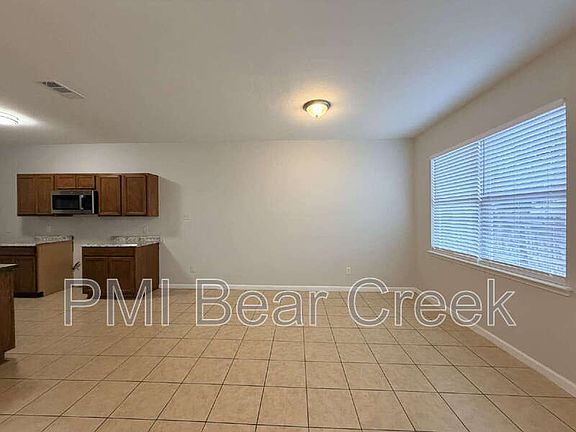 5th image of 6407 Waldron Dr #B