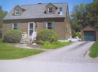 8 Eliot St, South Portland, ME 04106