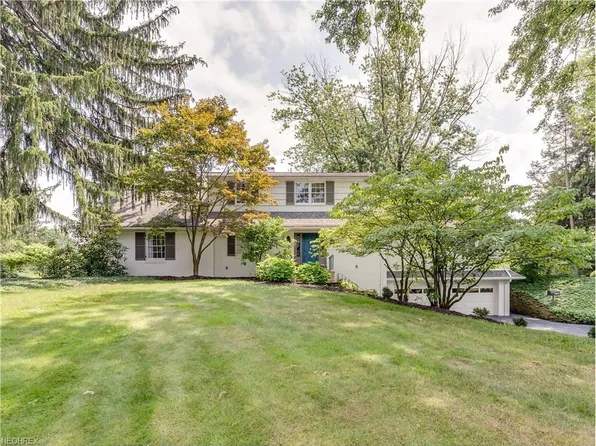 2810 Brentwood Close NW, Canton, OH 44708