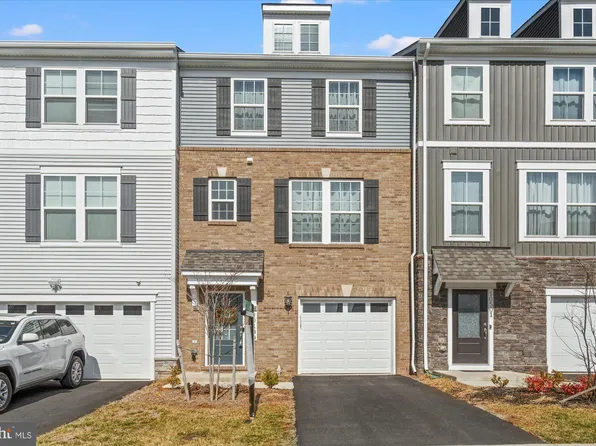 10499 Hinton Way, Manassas, VA 20112