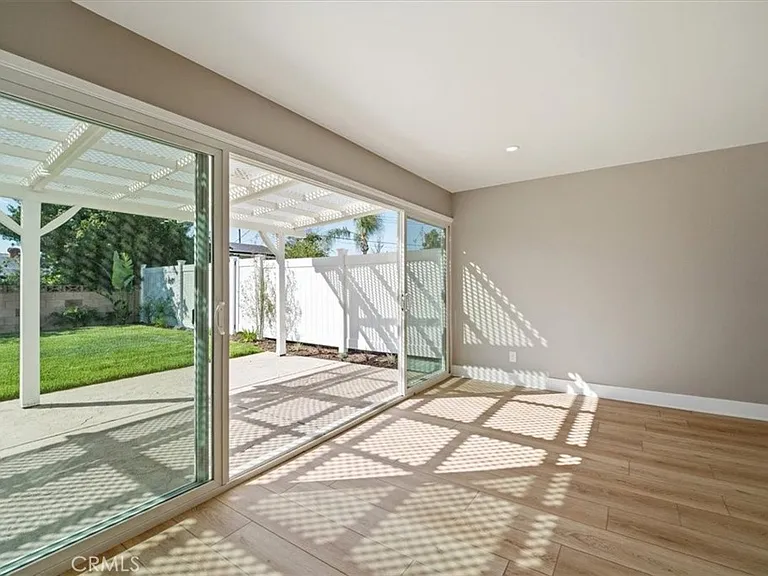 1613 Darcy Ave — Photo 18