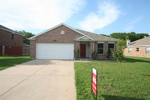 1st image of 813 Monette Dr