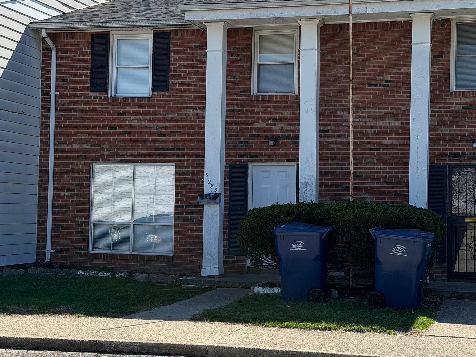3283 Ashley Ln — Photo 2