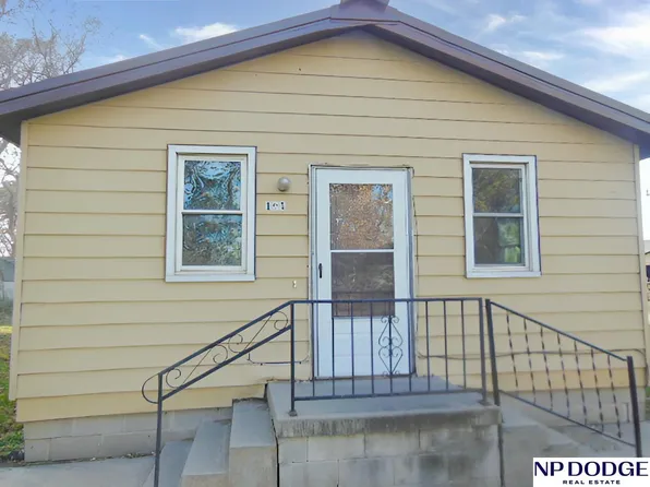 101 3rd St, Pacific Junction, IA 51561