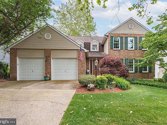 2nd image of 7421 Sandalfoot Way
