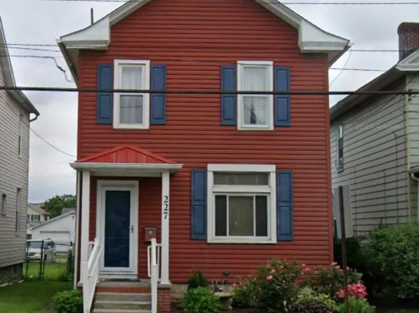 227 Lloyd Ave, Latrobe, PA 15650