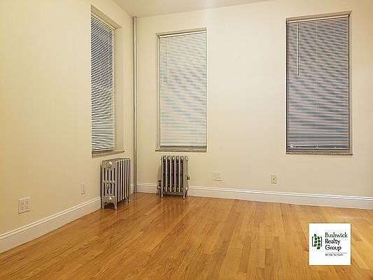 4th image of 60-02 Putnam Ave #3C
