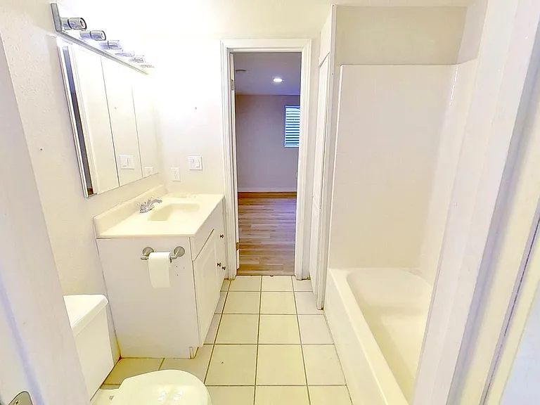 2698 S Jasmine St — Photo 18