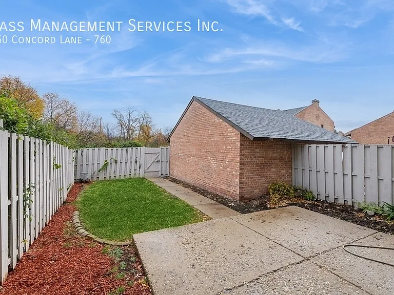 738-822 Concord Lane — Photo 132