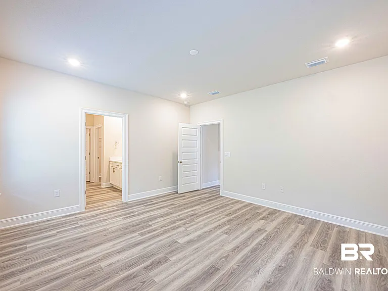 31543 Lyon Rd — Photo 13