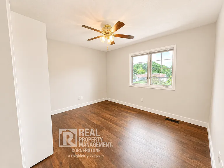 1155 N Apple Ct — Photo 23