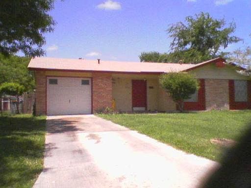 1st image of 7319 GLEN CROSS DR