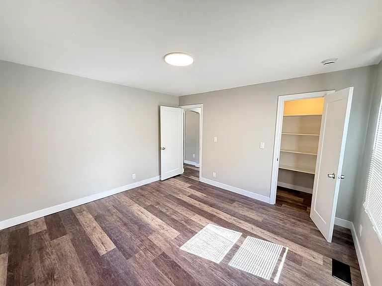 14402 Washington Ave SW #1 — Photo 8