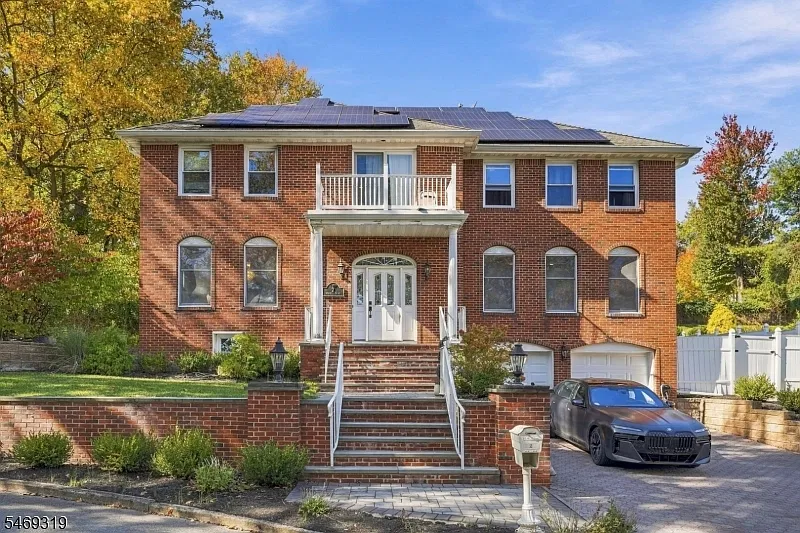 2 Wortendyke Ave