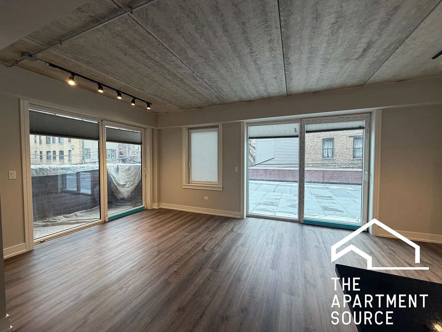 1 bed, 700 sqft, $2,500 — Photo 2