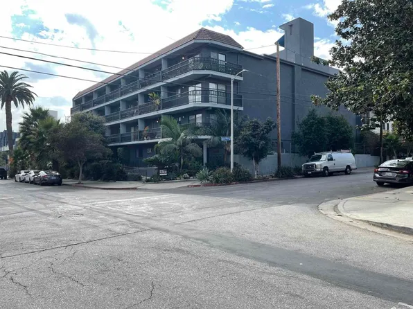 1355 N Sierra Bonita Ave APT 204, Los Angeles, CA 90046