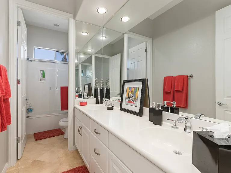 48 Provence Way — Photo 19