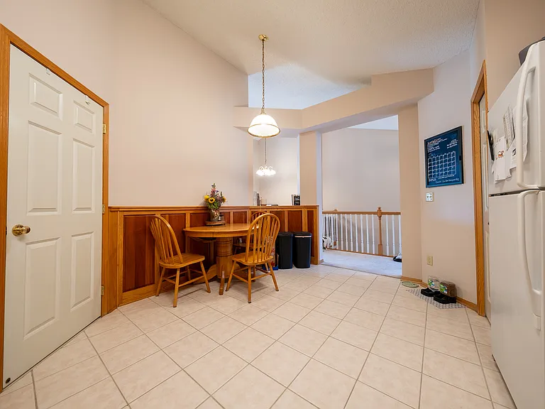 8772 Coburn Ct — Photo 9