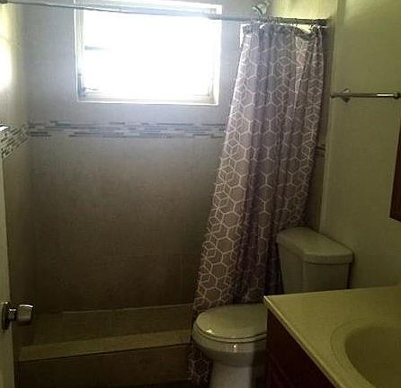 3rd image of 7040 NW 24th St