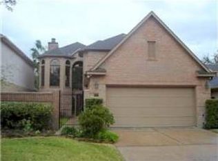 8104 Oakwood Pl, Houston, TX 77040