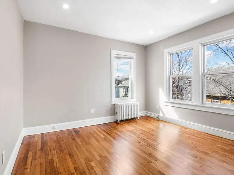 501 Warren St #6 — Photo 15