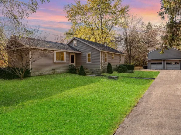 279 State Park Dr, Bay City, MI 48706