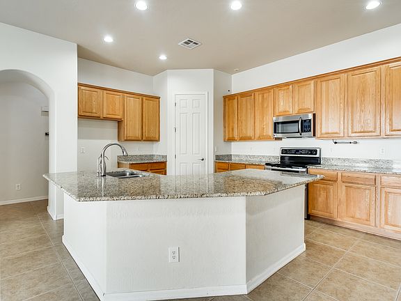 2nd image of 1000 E Benrich Dr