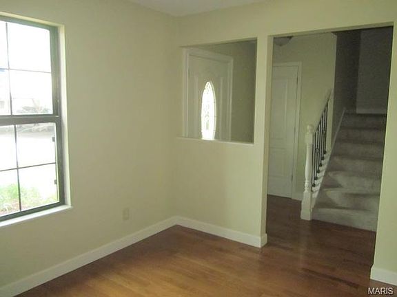 3rd image of 227 Carmel Woods Dr