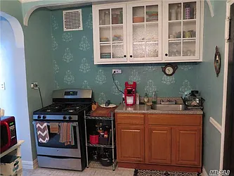 Sold by Graceful Park Realty, Inc.