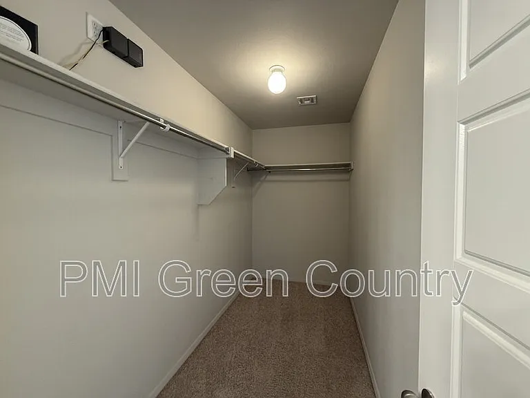 16124 S 83rd East Ave — Photo 11