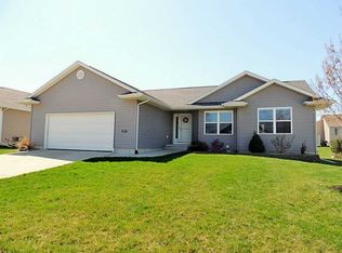 5619 Ruhd St SW, Cedar Rapids, IA 52404