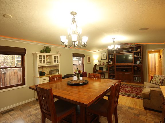 Open Dining Rm
