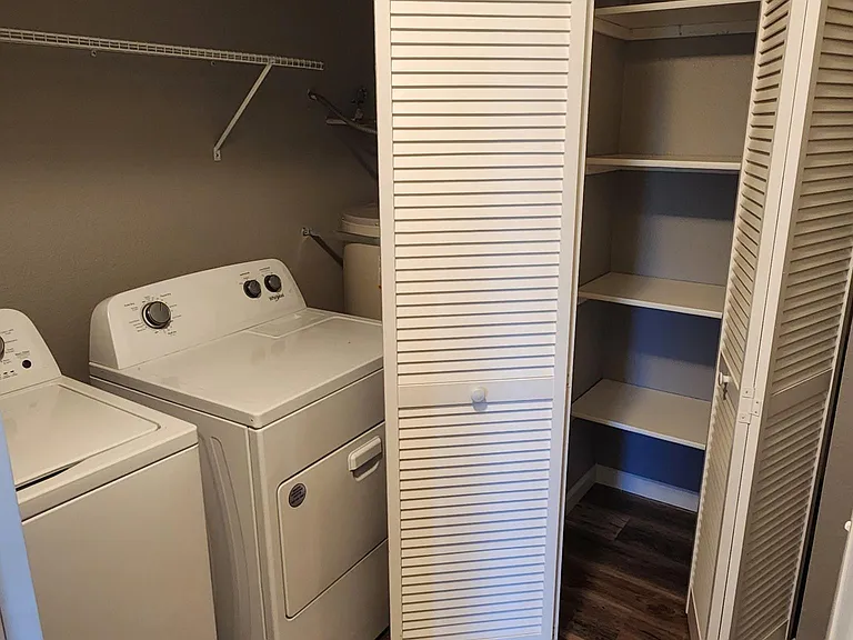 3721 Hoyt Ave #203 — Photo 8