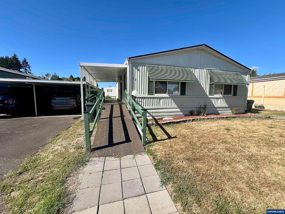 1st image of 277 NE Conifer Blvd Unit 83