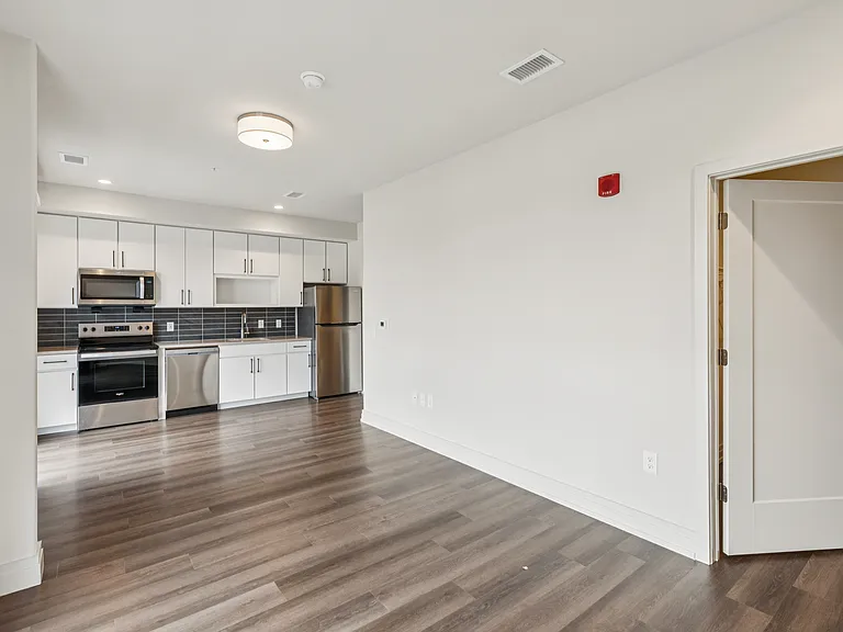 Park Morton Apartments — Photo 55