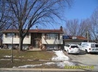 7250 East Ave, Hanover Park, IL 60133
