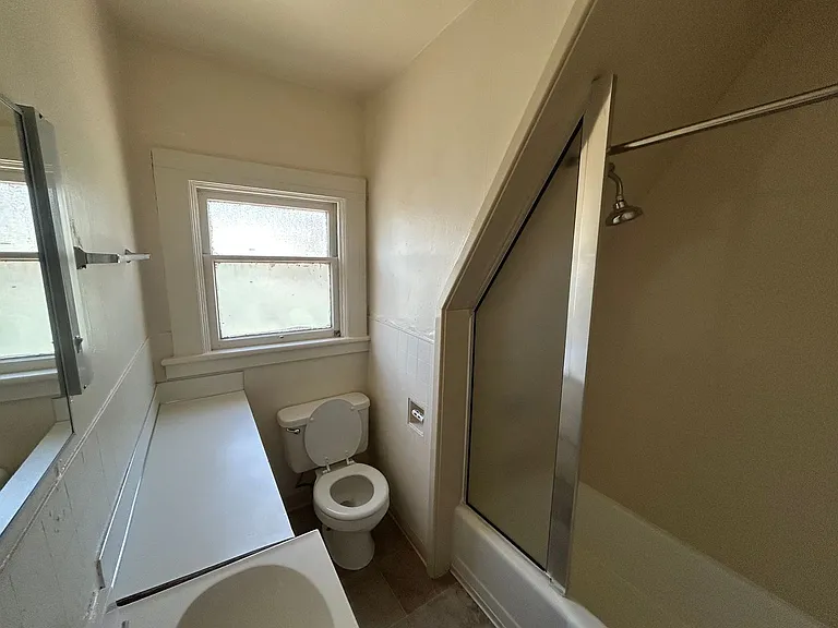 1135mi — Photo 7