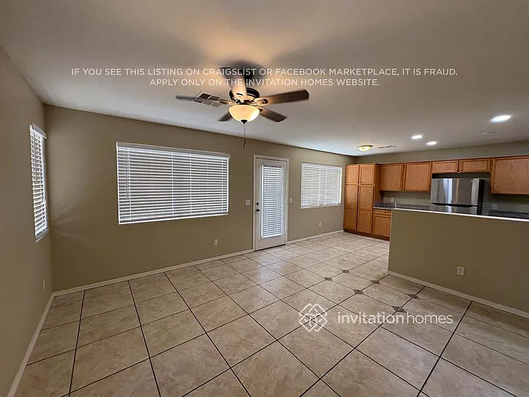 7106 N 77th Dr — Photo 9
