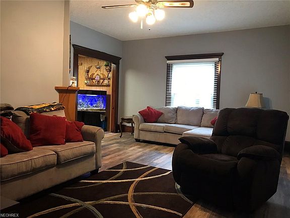 4th image of 17 Plum St