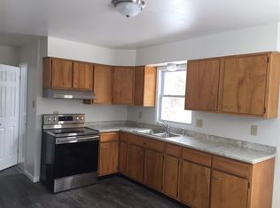 236 Old Niskayuna Rd, Latham, NY 12110