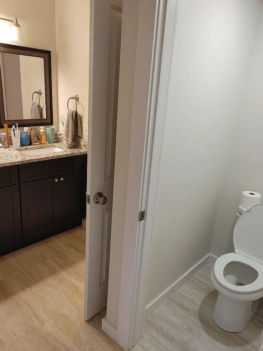 5 bed, 3084 sqft, $2,850 — Photo 4