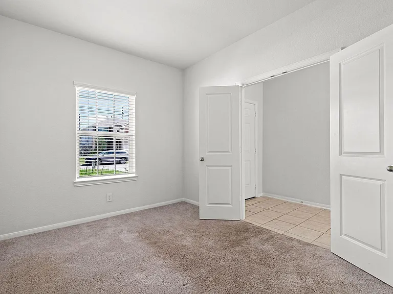 5319 Rivers Edge Dr — Photo 14