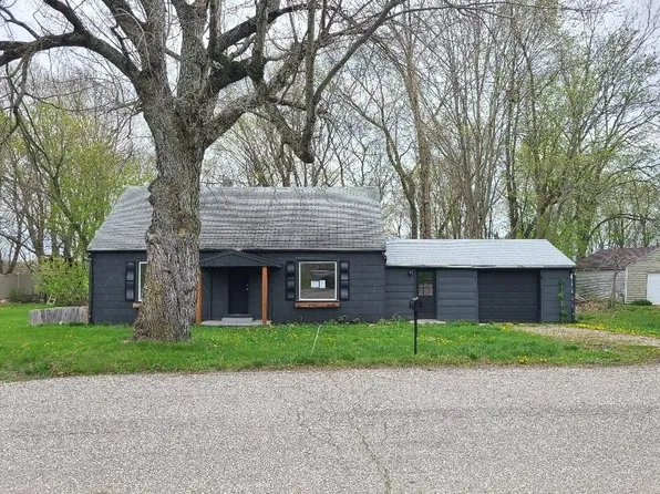 143 W Main St, Newaygo, MI 49337