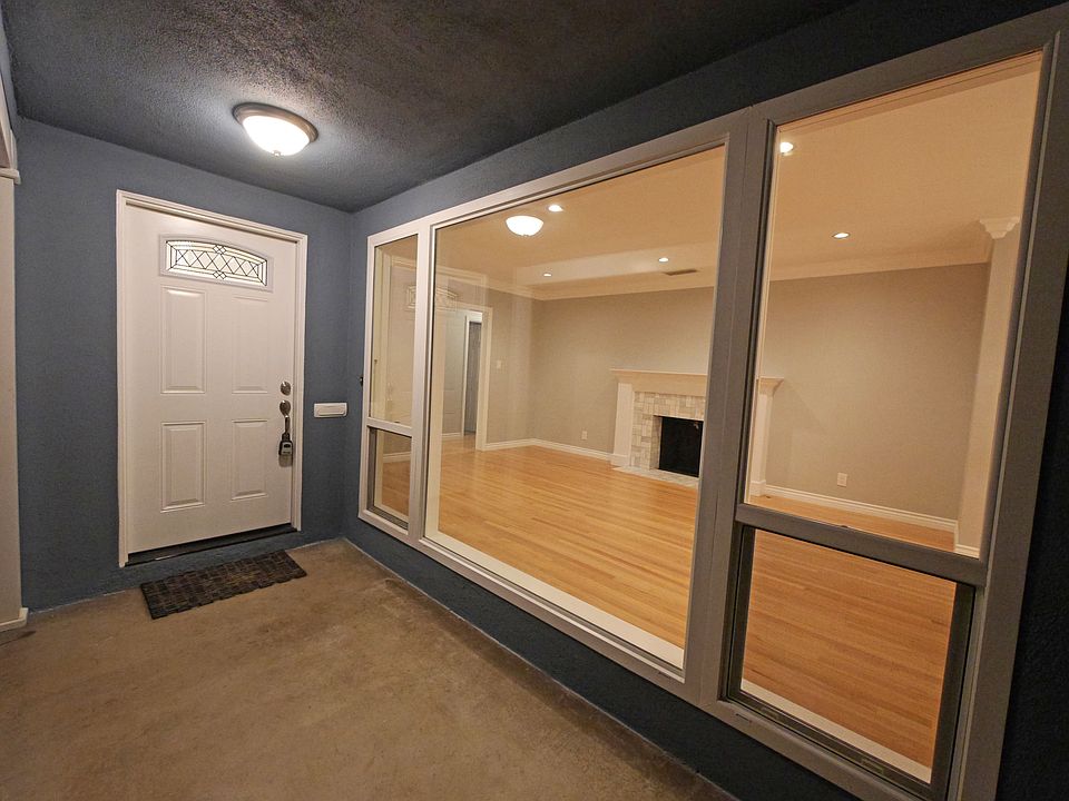 1st image of 225 S Fircroft St