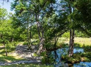 287 Baldwin Rd S, Ingram, TX 78025