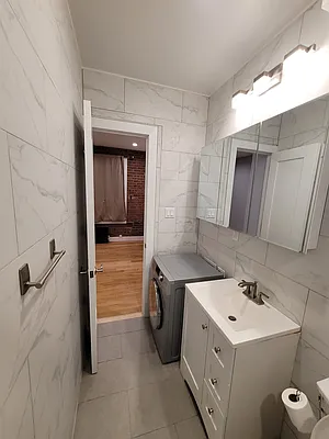 Rented by Aida Home Realty | media 26