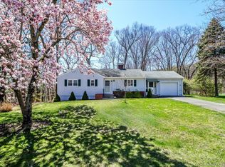 7 Mohawk Cir, Danbury, CT 06811